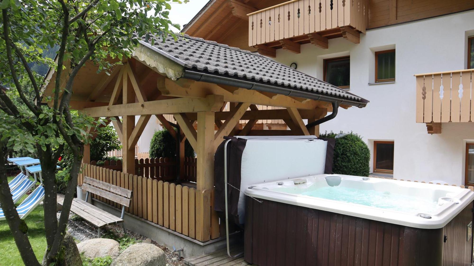 Almhotel Bergerhof Sarentino Luaran gambar